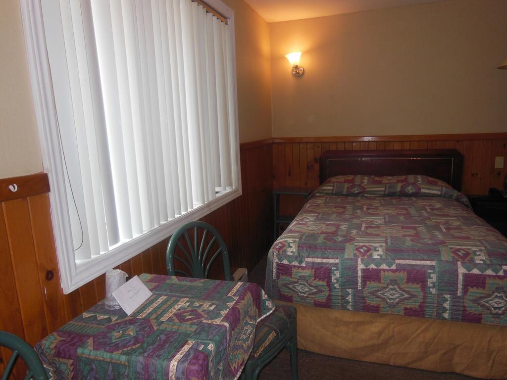 Motel Le Paysan Montréal Extérieur photo