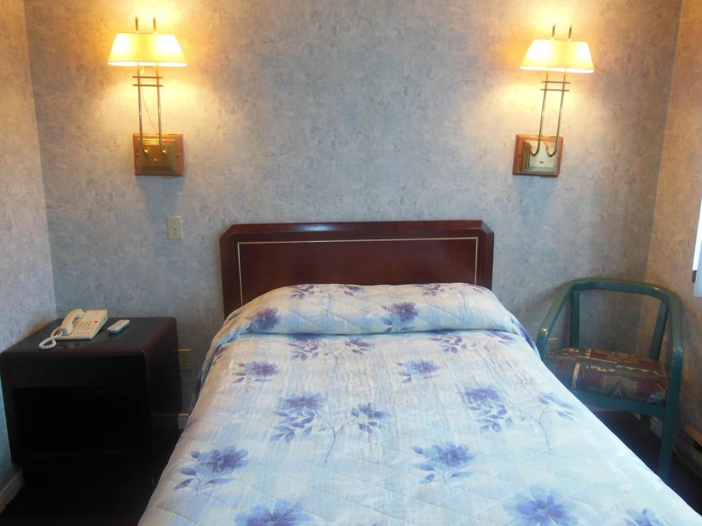 Motel Le Paysan Montréal Extérieur photo