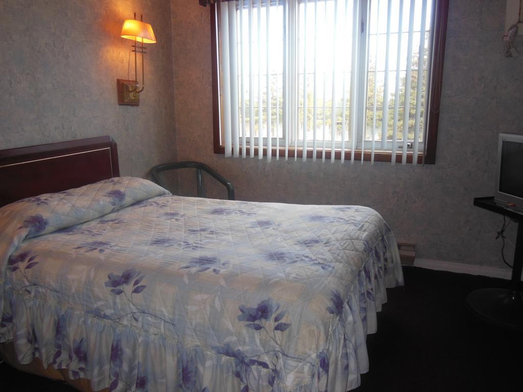 Motel Le Paysan Montréal Extérieur photo